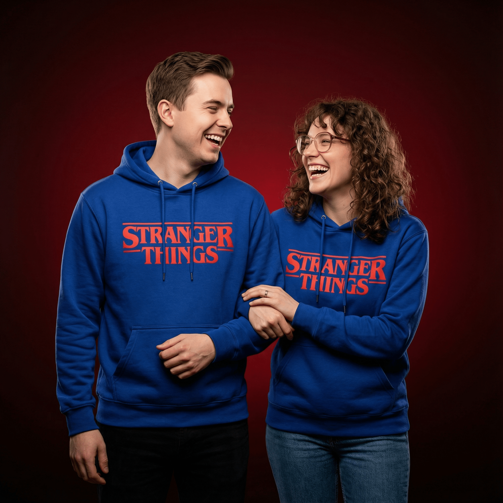 Hoodie z logo 'Stranger Things' - strangershirts