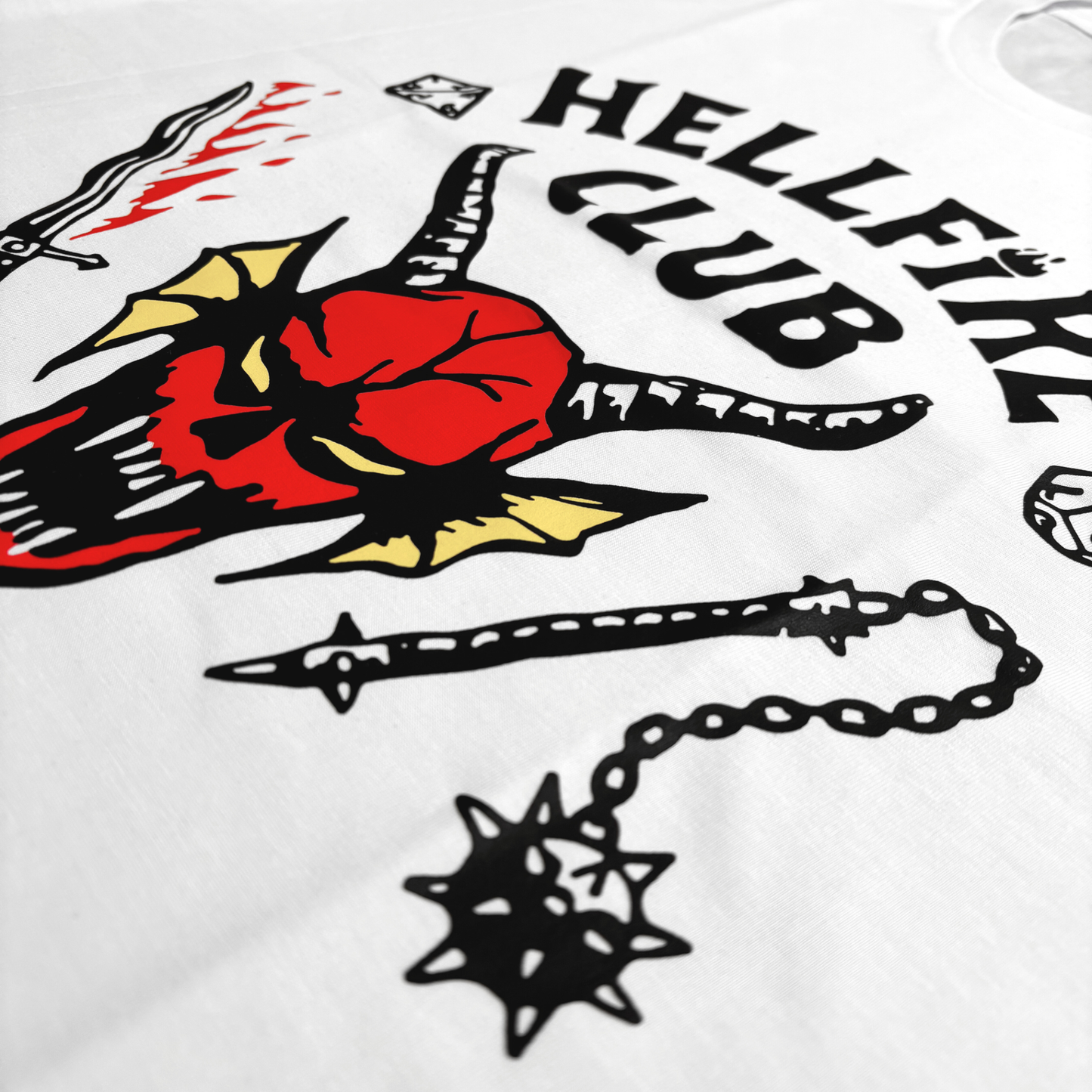 T-shirt z nadrukiem 'Hellfire Club'